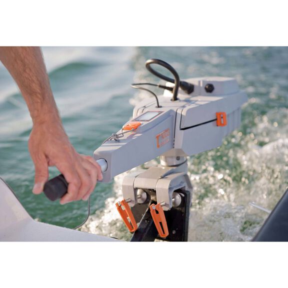 Travel 1103 CL Electric Outboard Motor Long Shaft image number 4