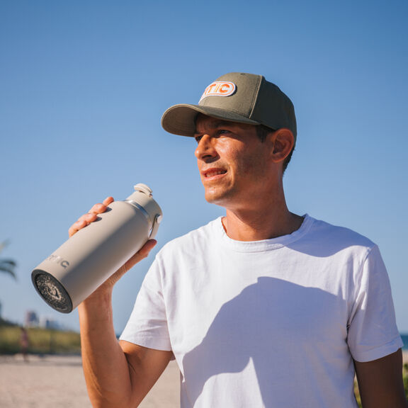 32 oz. Ceramic Lined Insulated Outback Bottle, Leak Resistant image number 3