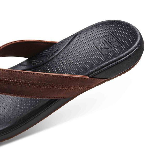 Men's Cushion Phantom 2.0 Leather Flip-Flop Sandals image number 5
