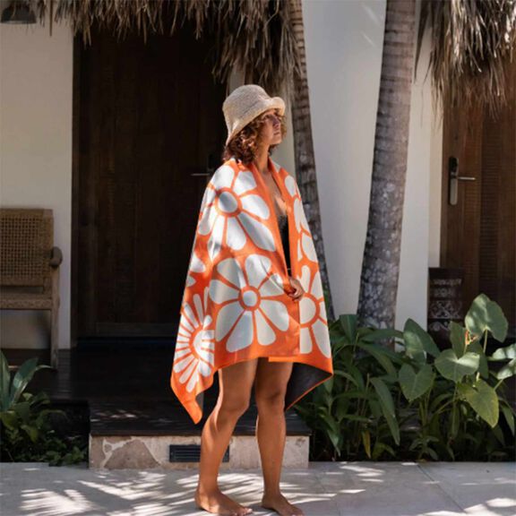 30" x 72 1/2" Original Towel, Big Flowers image number 3