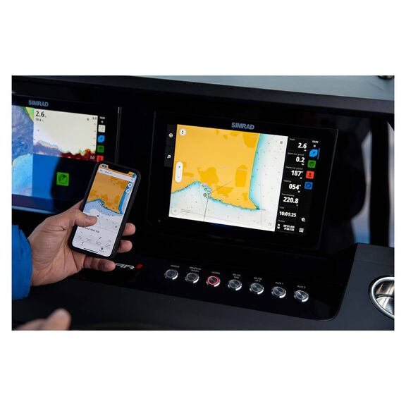 NSX 7 Multifunction Display with Active Imaging 3 in 1 Transducer and C-Map Discover X Charts image number 7