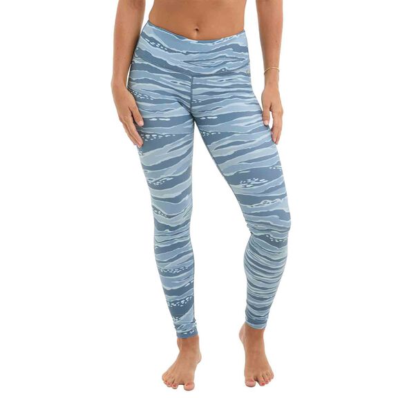 Women's Wahoo Camo Maui Leggings image number 0