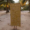 30" x 72 1/2" Original Towel, Lazy Daisy image number 2