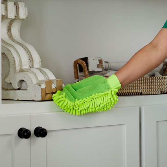 Microfiber Finger Dusting Mitt image number 4