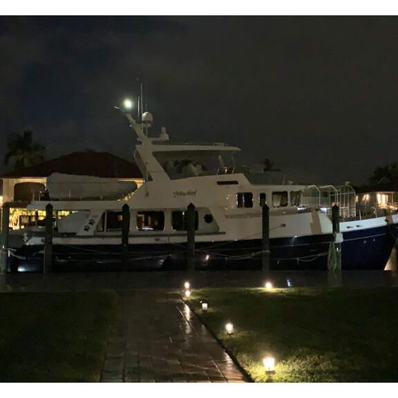 OGM Series Q Collection Mast Mount Deluxe LED Steaming/Anchor Navigation Light image number 2