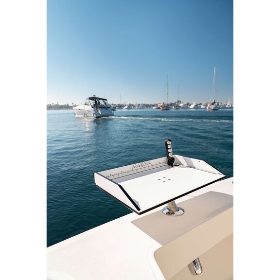 20" Bait/Fillet Mate&trade; Table with LeveLock&trade; Mount image number 3