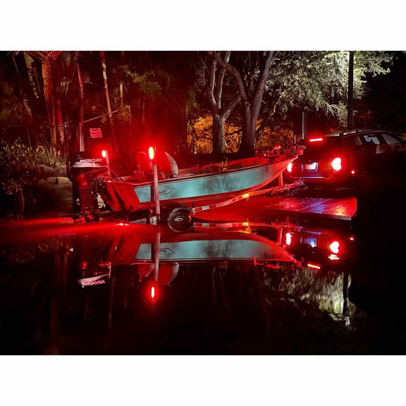 Trailer Guide-On Post Mounted LED Tail Lights image number 1