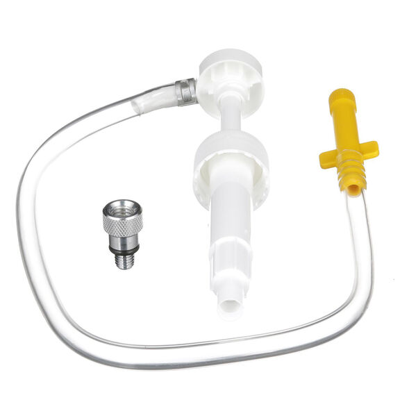 8M0072133 Gear Lube Pump - Fits One Qt. or One Liter Bottles image number 0