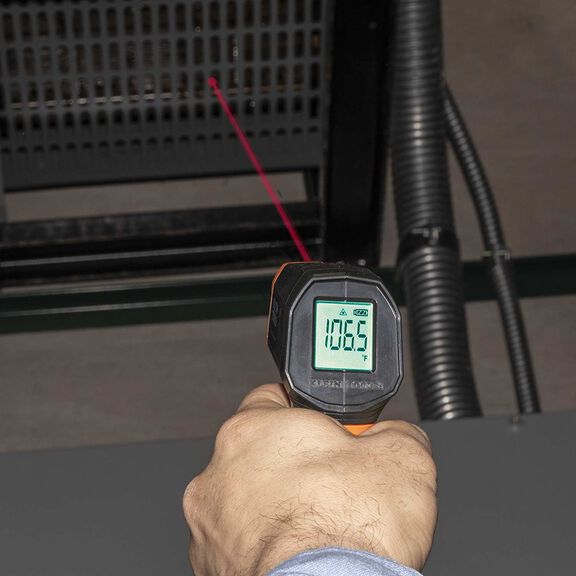 Infrared Digital Thermometer with Targeting Laser, 10:1 image number 3