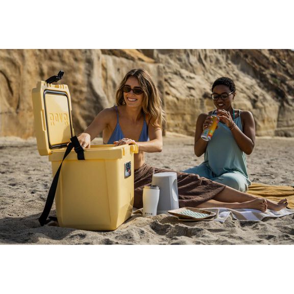 CoolR 25 Quart Hard Cooler with Shoulder Strap, Sunny Side image number 2