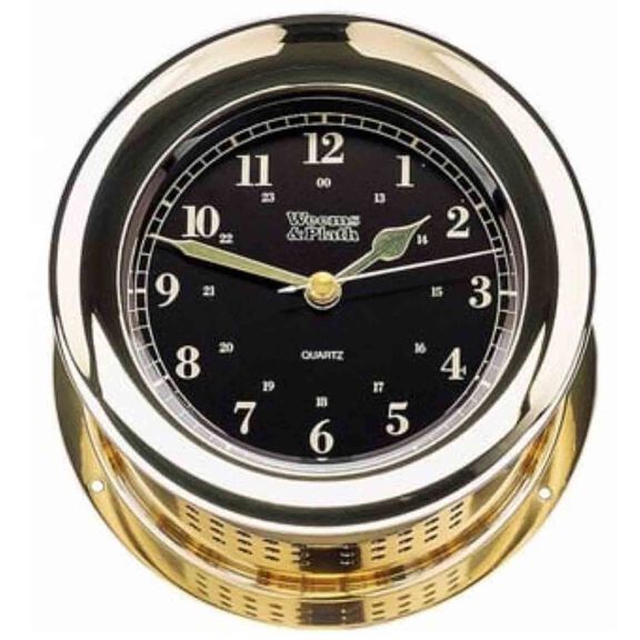 Atlantis Quartz Clock, with Color Flags image number 0