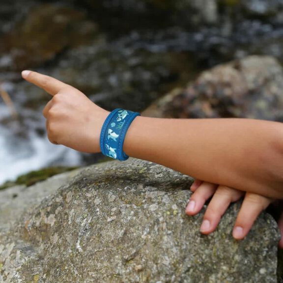 Mosquito Repellent Kids Wristband Bonus (Shark and Crocodile) image number 7