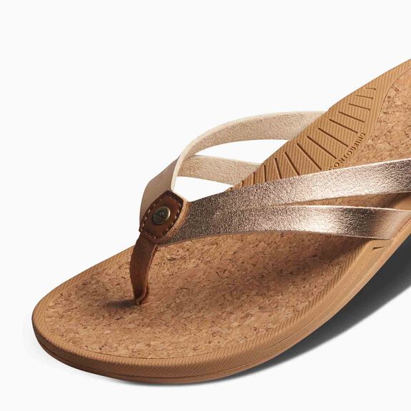 Women's Reef Pacific Joy Flip-Flop Sandals image number 4
