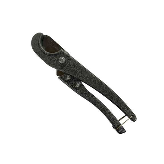 METAL HANDLE PEX/PIPE CUTTER image number 0