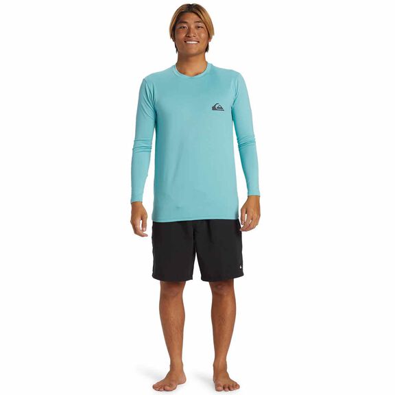 Men's Everyday Surf Shirt image number 2