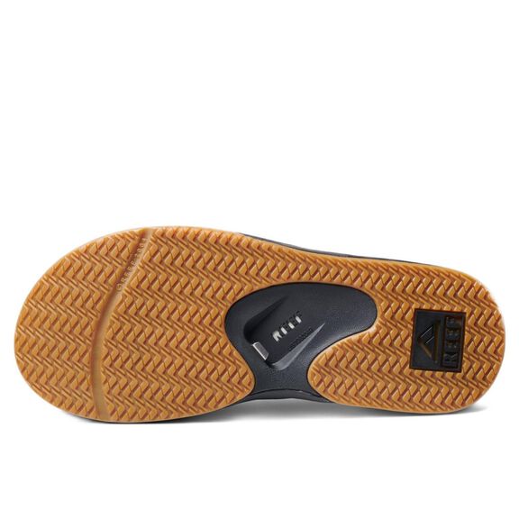 Men's Fanning Flip-Flop Sandals image number 5
