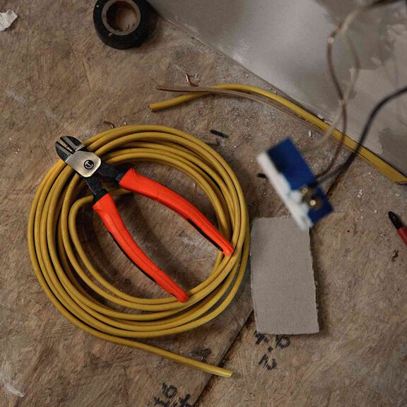 6" Diagonal Cut Pliers image number 5