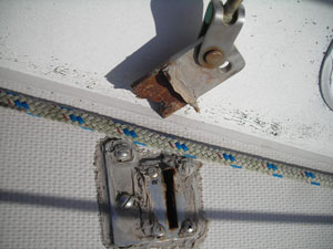 broken upper shroud of a chainplate