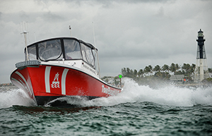 Red Tow Boat US boat